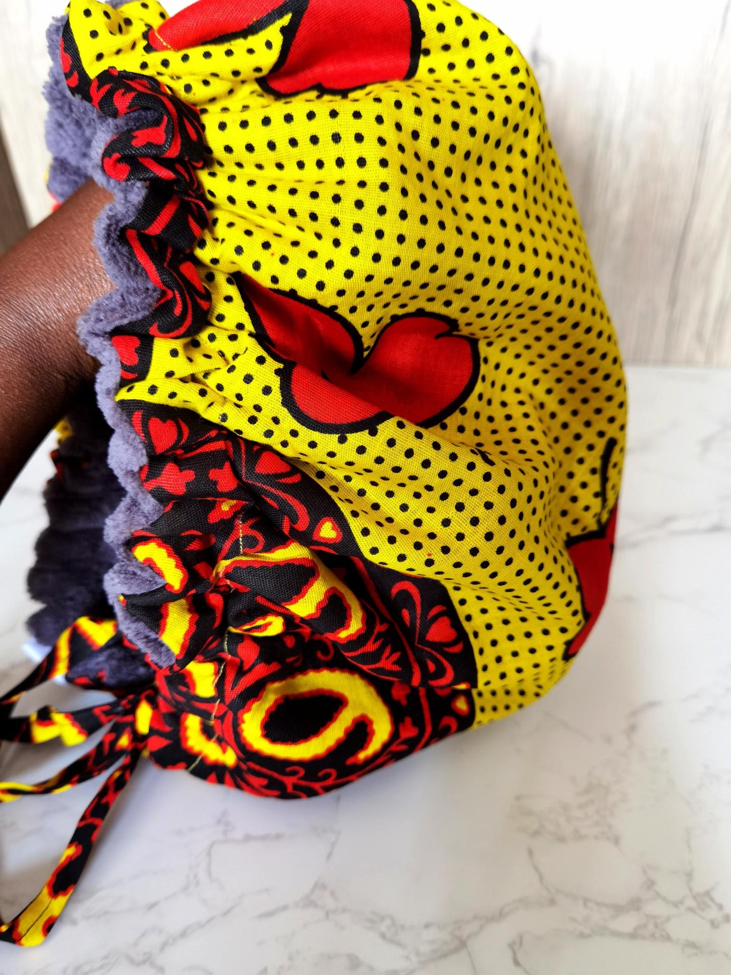 Kofia Serviette – Bonnet-Serviette en Tissu Kanga & Microfibre de Bambou