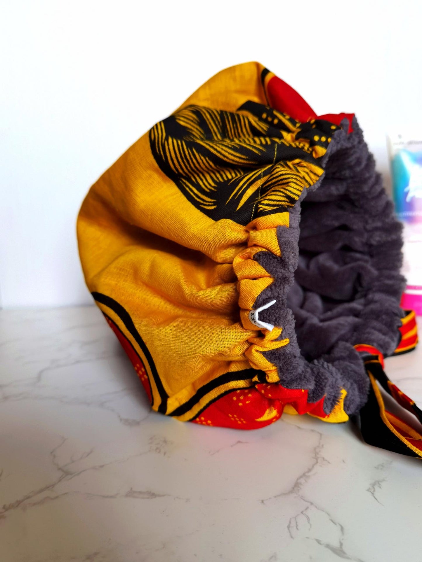 Kofia Serviette – Bonnet-Serviette en Tissu Kanga & Microfibre de Bambou