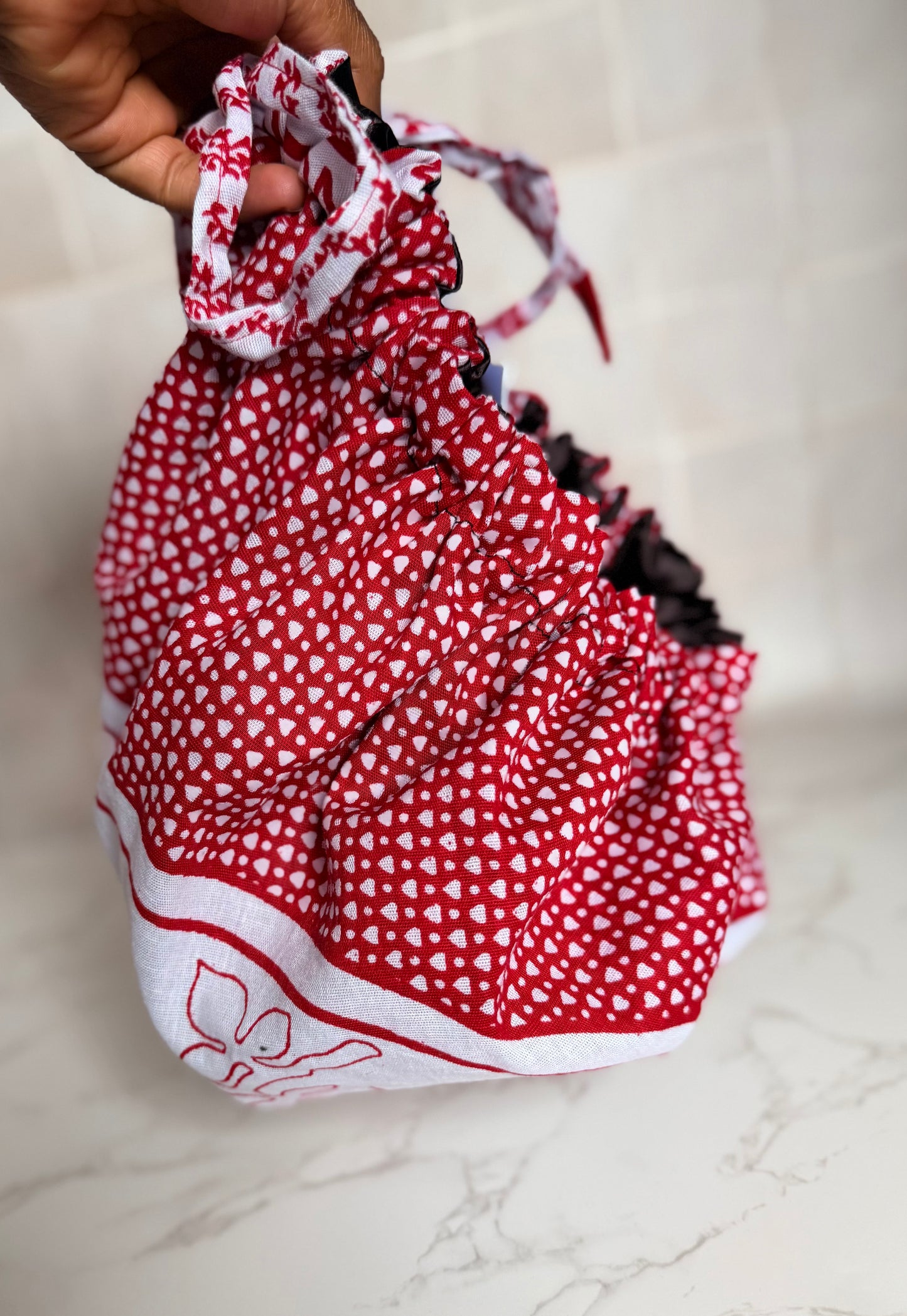 Bonnet en tissu Nanbawane doublé satin – Ajustable et ultra-confortable