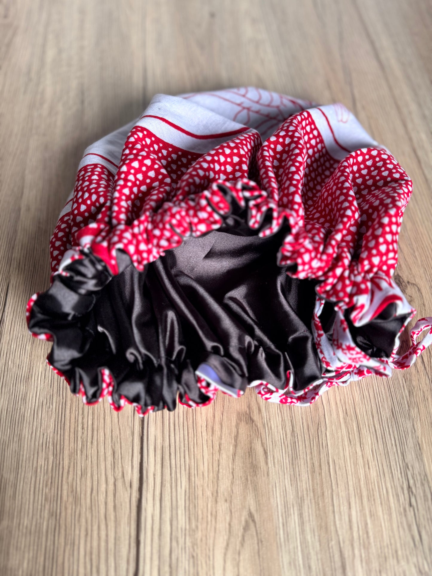 Bonnet en tissu Nanbawane doublé satin – Ajustable et ultra-confortable